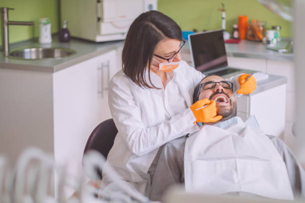 Best Cracked Tooth Emergency Dentist  in North Seekonk, MA